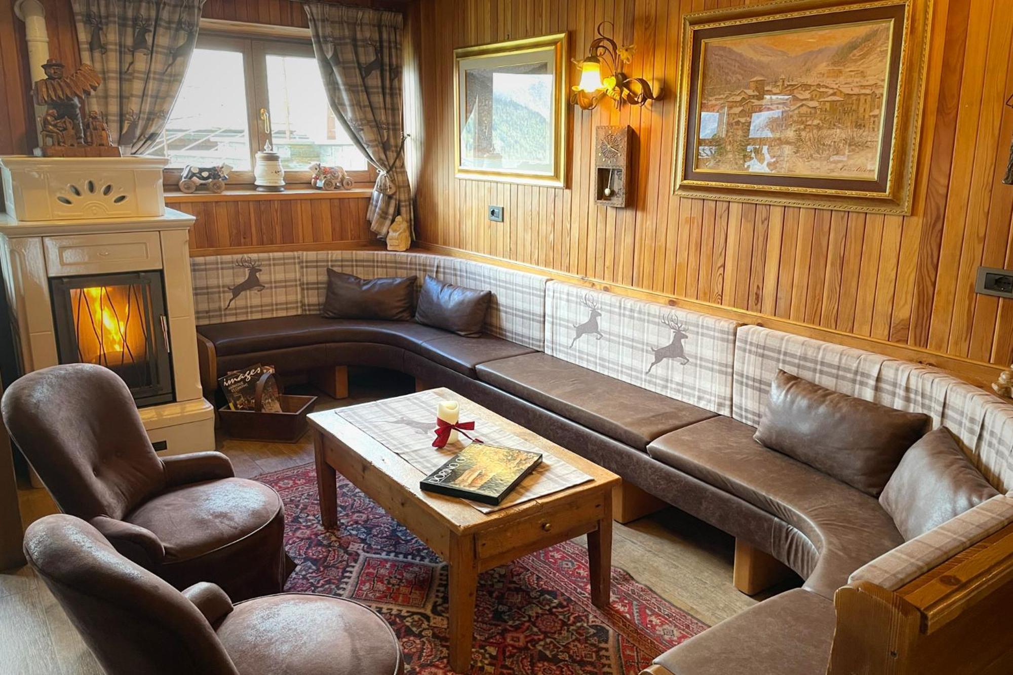 Hotel Belvedere Конье Экстерьер фото